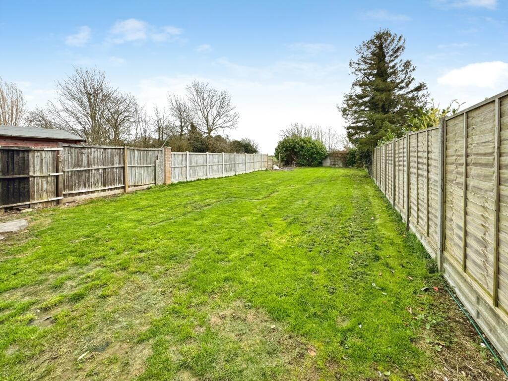 Harwich Road, Little Clacton, Clacton-on-Sea photo 3