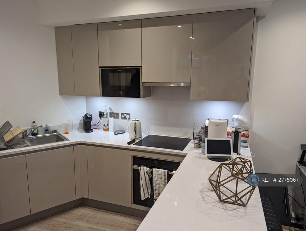 Main image of property: Kings Reach, Reading, RG1