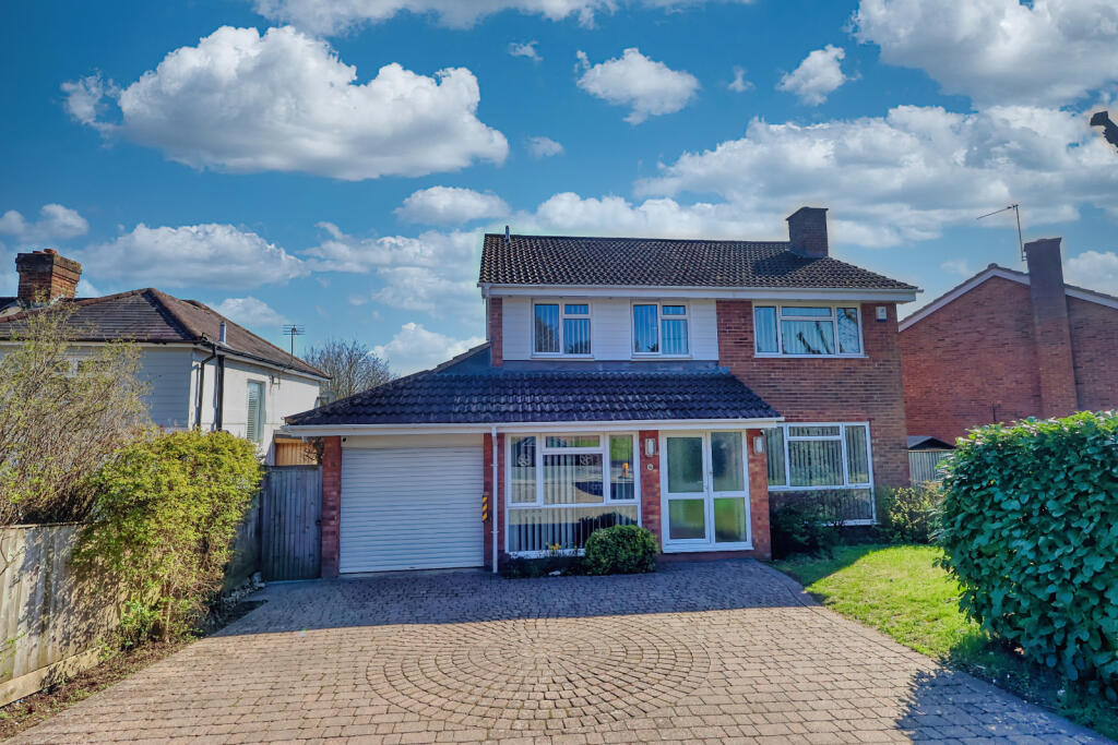 Main image of property: Littleworth Road, Downley, High Wycombe, Buckinghamshire, HP13