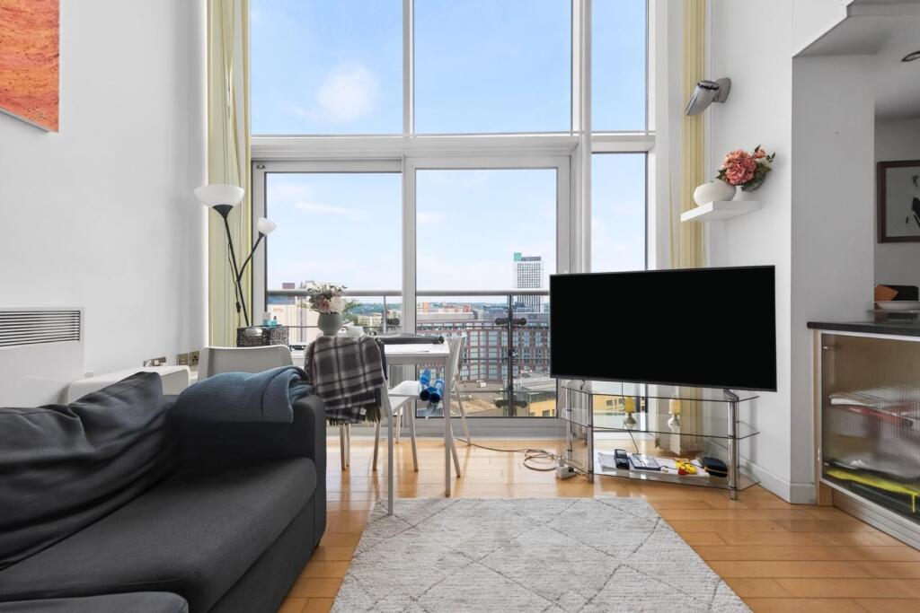 Apartment in Leeds, Arena Quarter, Lovell Park - View 5