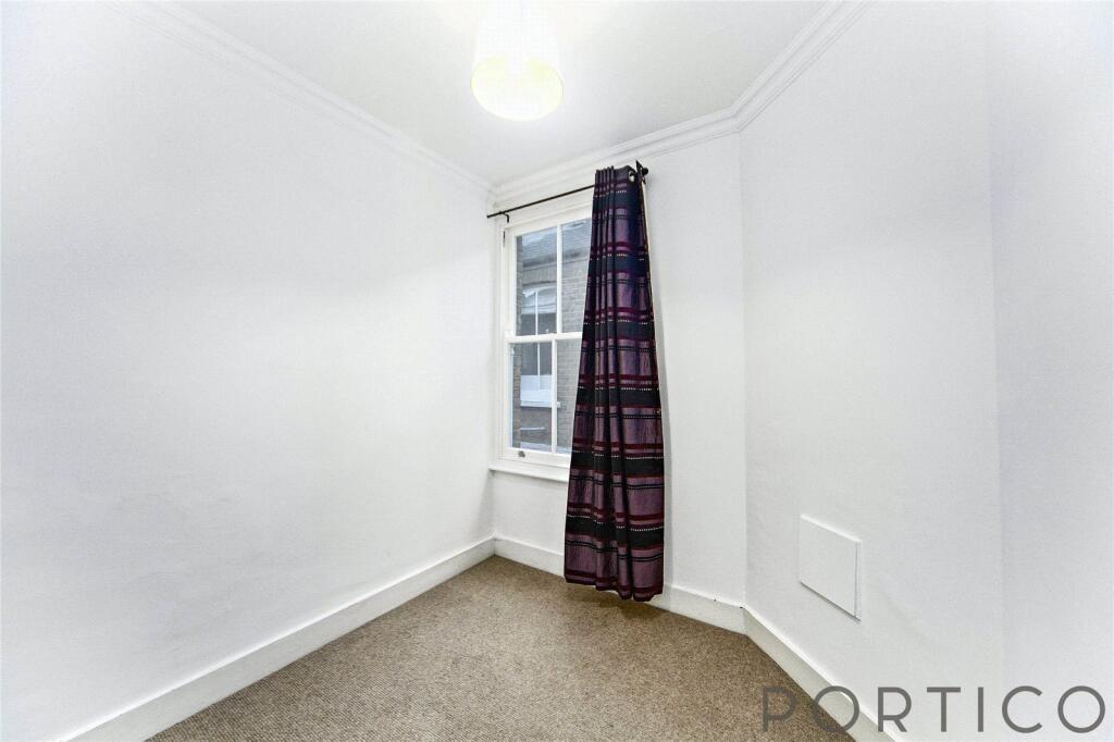 Apartment in London - View 5