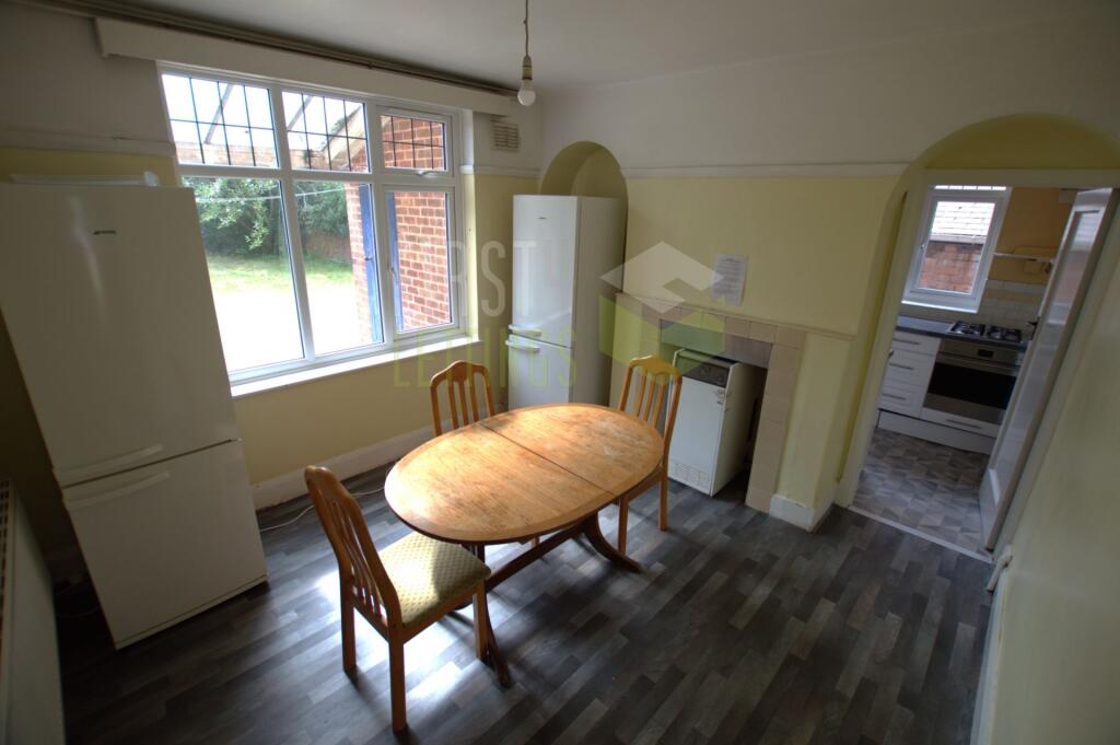 Main image of property: Victoria Park Road, Clarendon Park, LE2