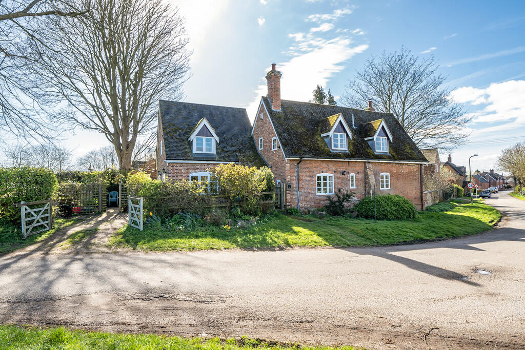 Main image of property: Brockhurst Lane, Monks Kirby