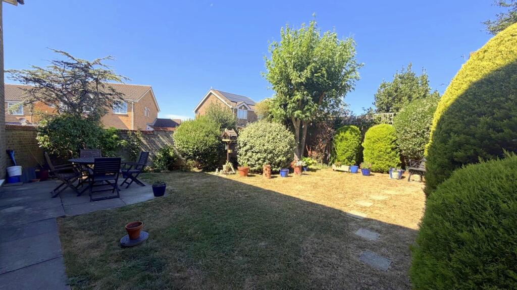 House in Eastbourne, East Sussex - More