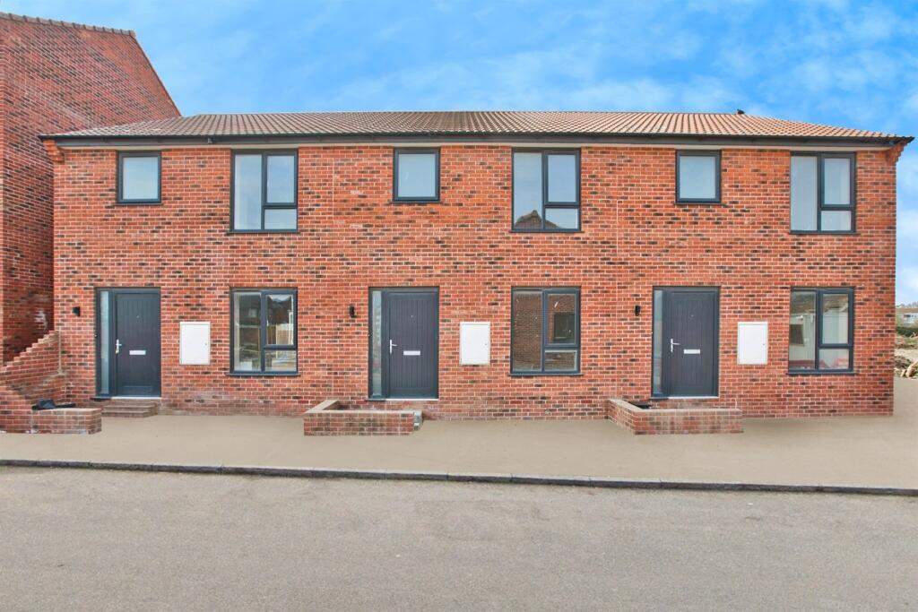 Walrow Road, Highbridge photo 2