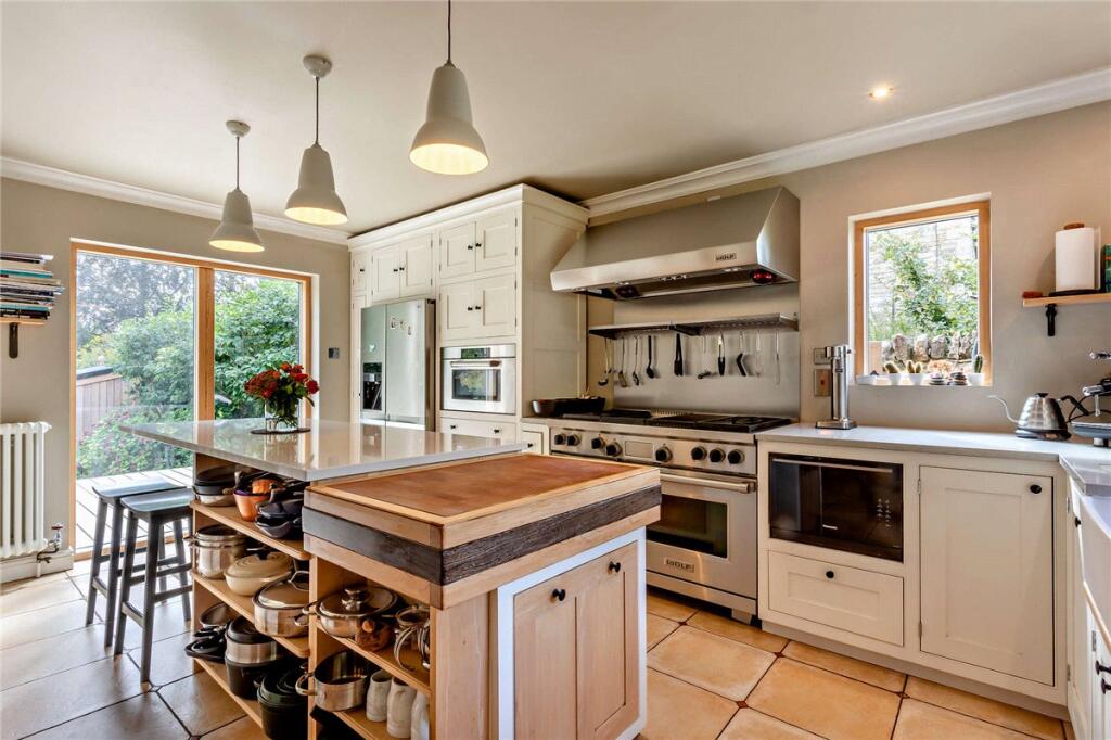 House in Peterborough - View 2