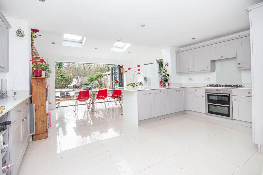 Amey Gardens, Hazel Farm photo 2