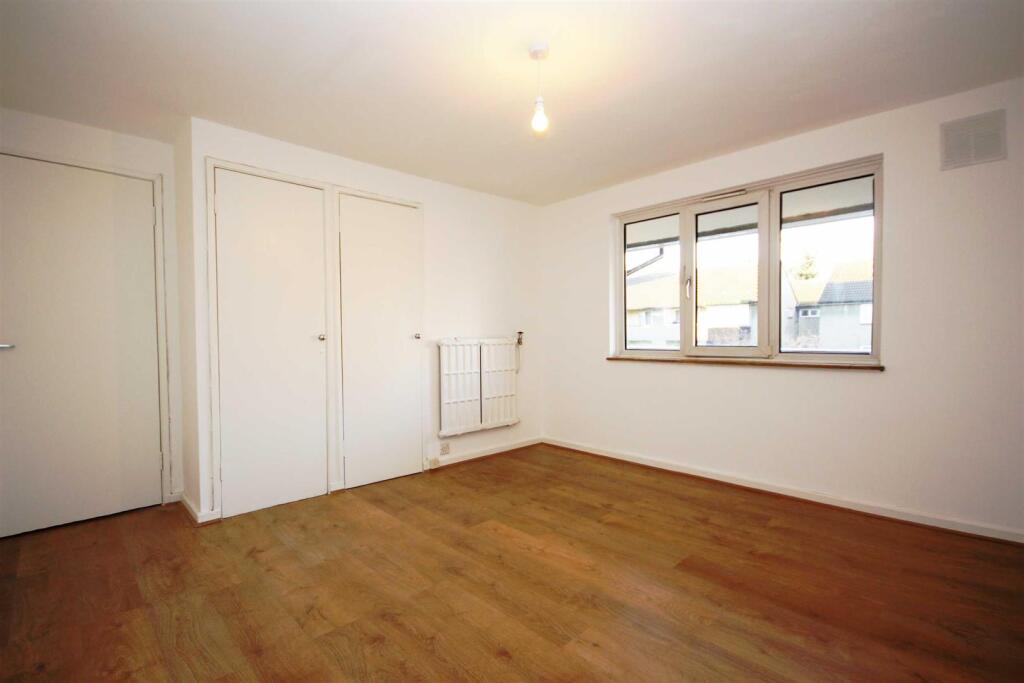 Apartment in London - View 3