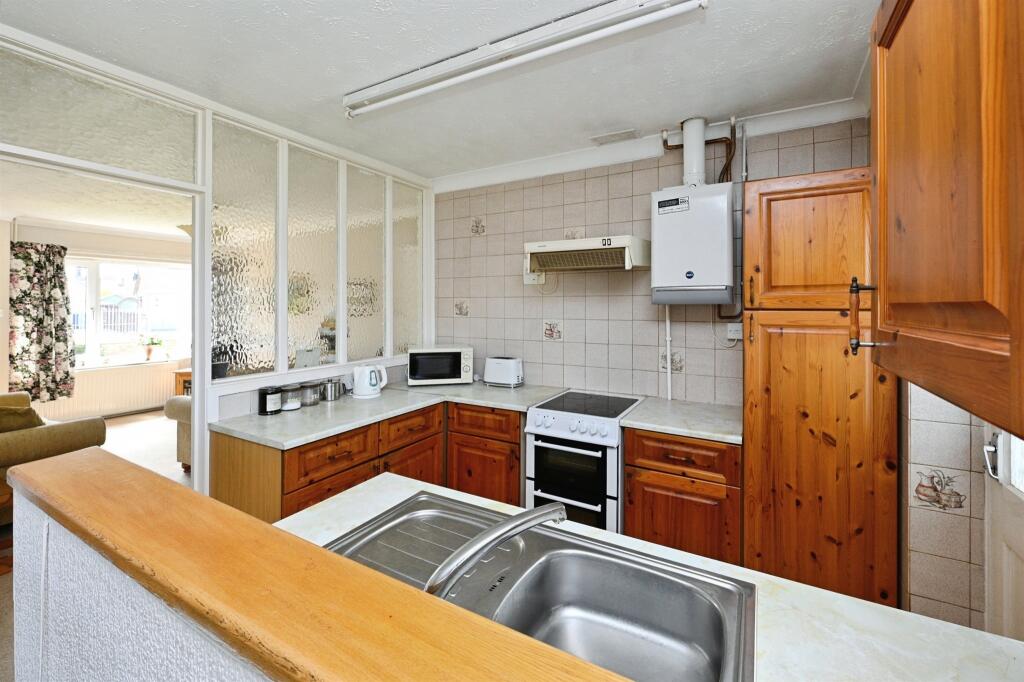 South Moor Drive, Heacham, King's Lynn photo 3