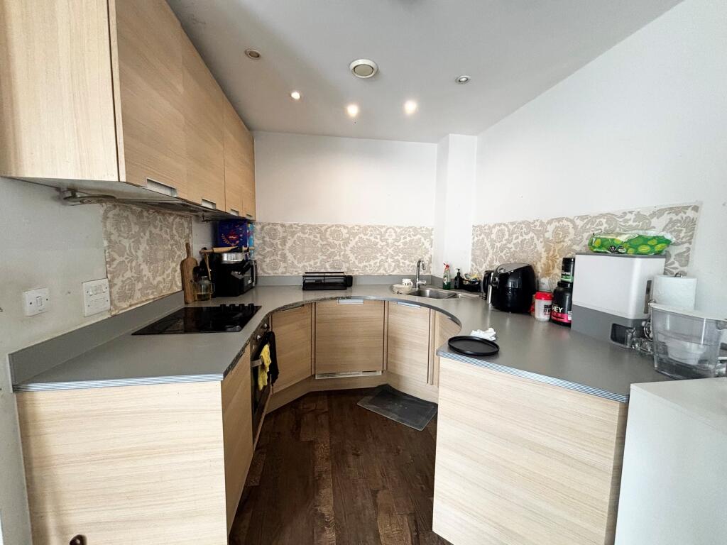 Main image of property: 41 Essex Street, Birmingham