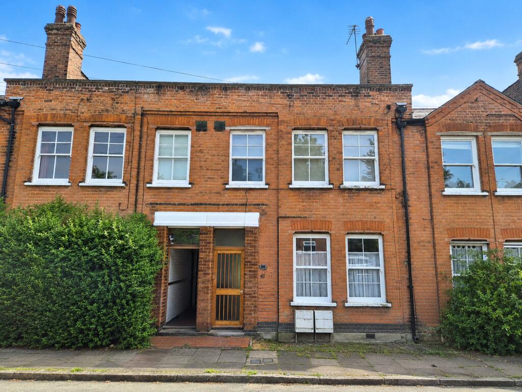 Main image of property: West End Lane, Barnet, EN5