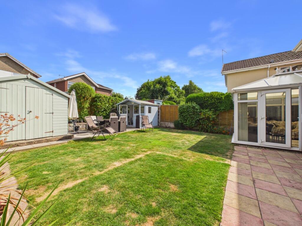 House in Newport - View 2