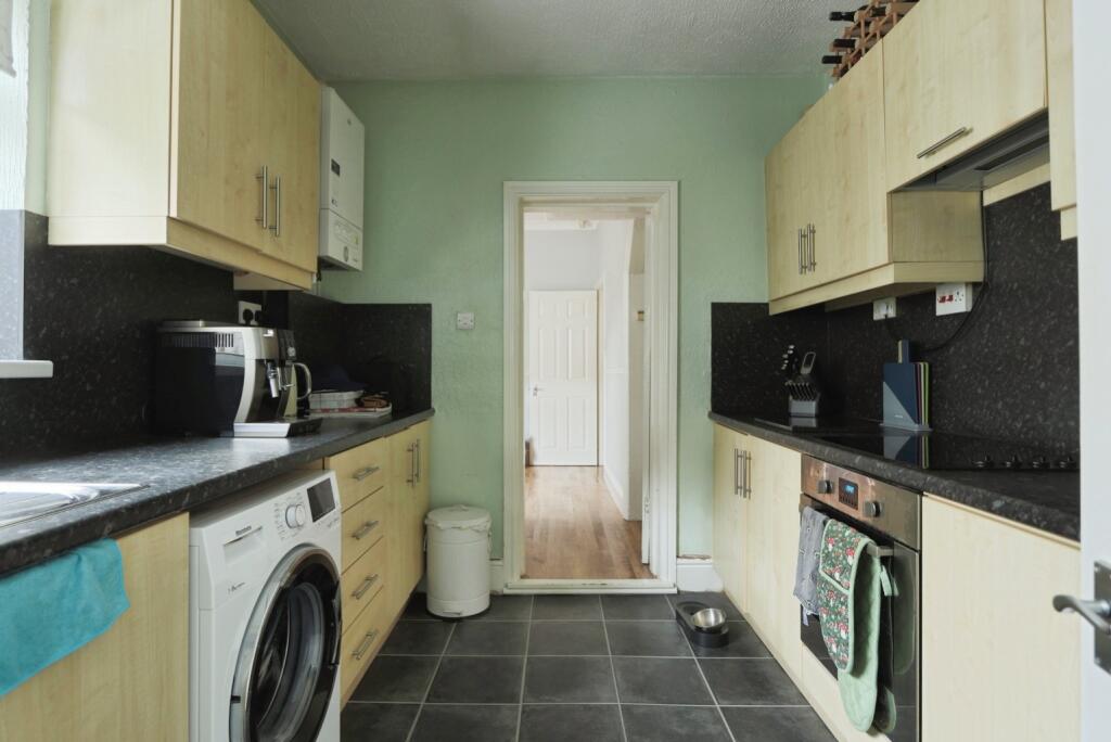 House in Hull, Kingston upon Hull - View 3