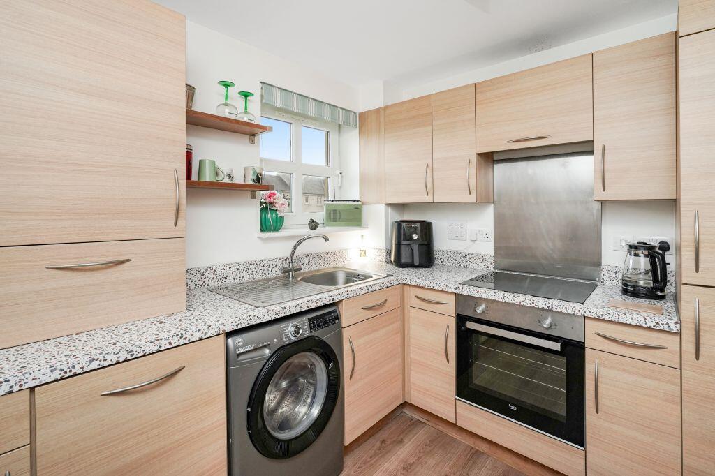 135 Burnbrae Road, Bonnyrigg, EH19 3DA photo 4