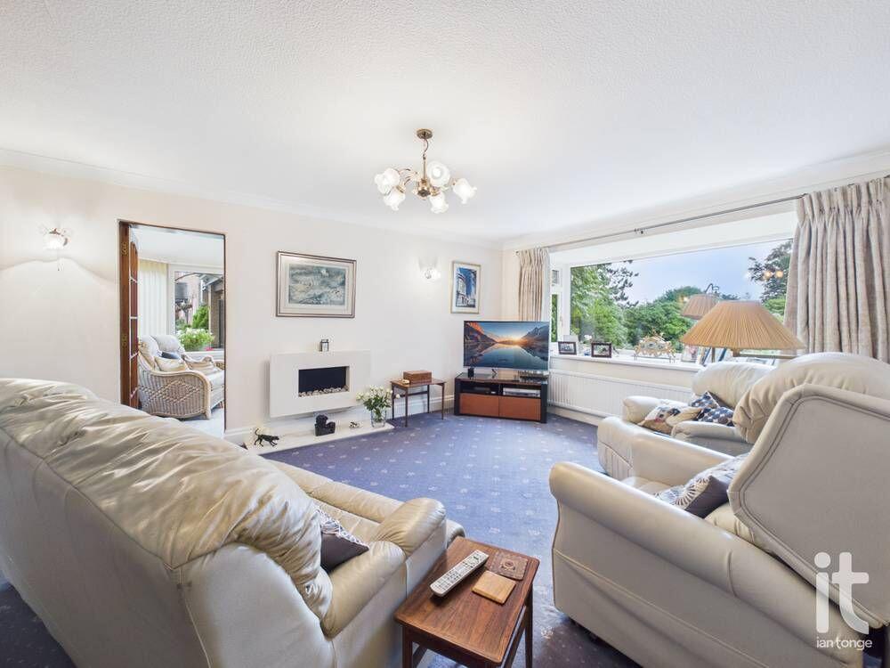Apartment in Stockport - View 4