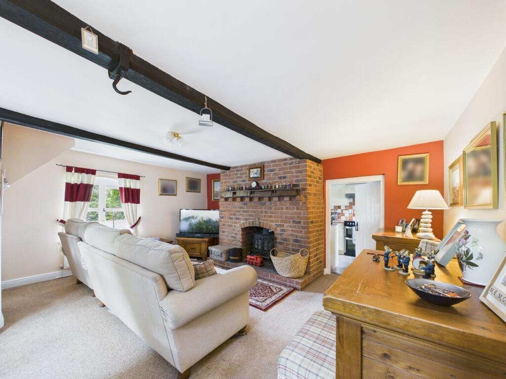 59 Pave Lane, Chetwynd Aston, Newport photo 4