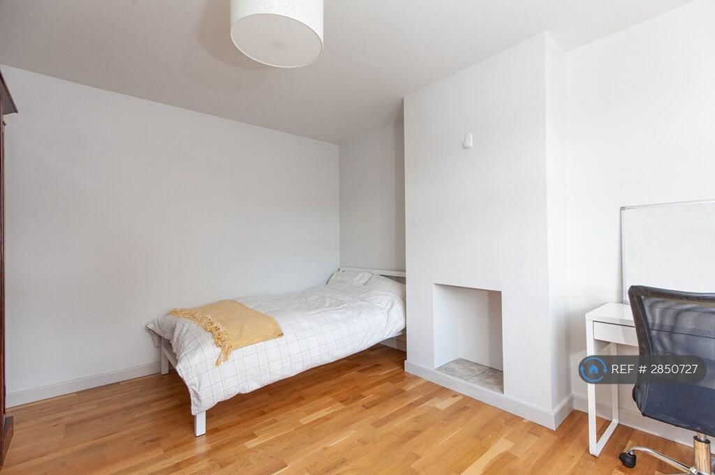 Additional image 9 of Innox Road, Bath, BA2