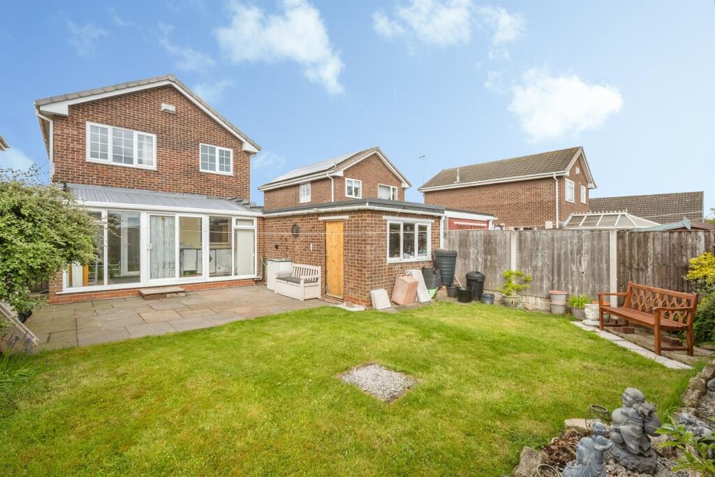 House in Doncaster, South Yorkshire - More