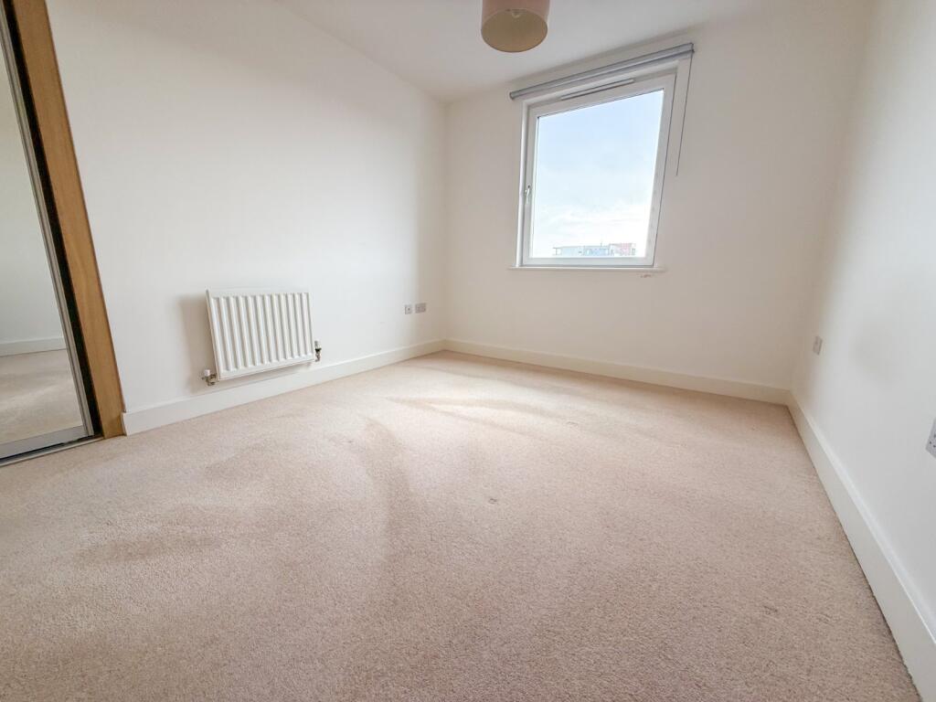 Apartment in Bristol - View 5