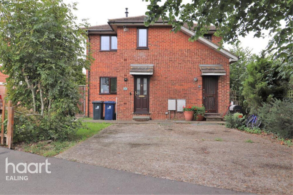 Main image of property: Costons Lane, Greenford