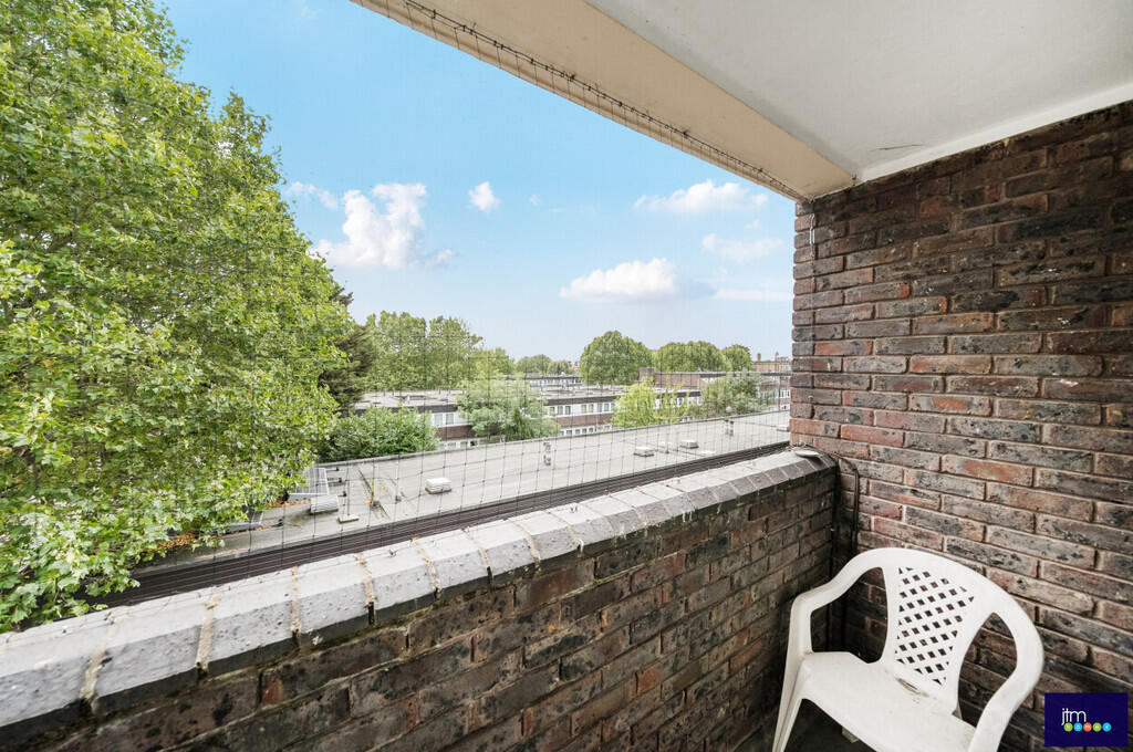 Apartment in London - View 2
