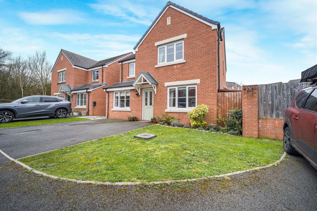 Main image of property: Ffordd Cadfan,Brackla,Bridgend,Bridgend,CF31 2DQ