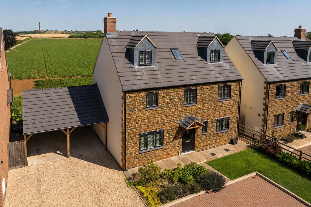Main image of property: Queens Close, Byfield, Daventry, Northamptonshire, NN11