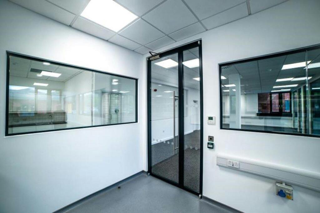 9 Hitching Court Lab Fit Out 5_Photo_8_large.jpg