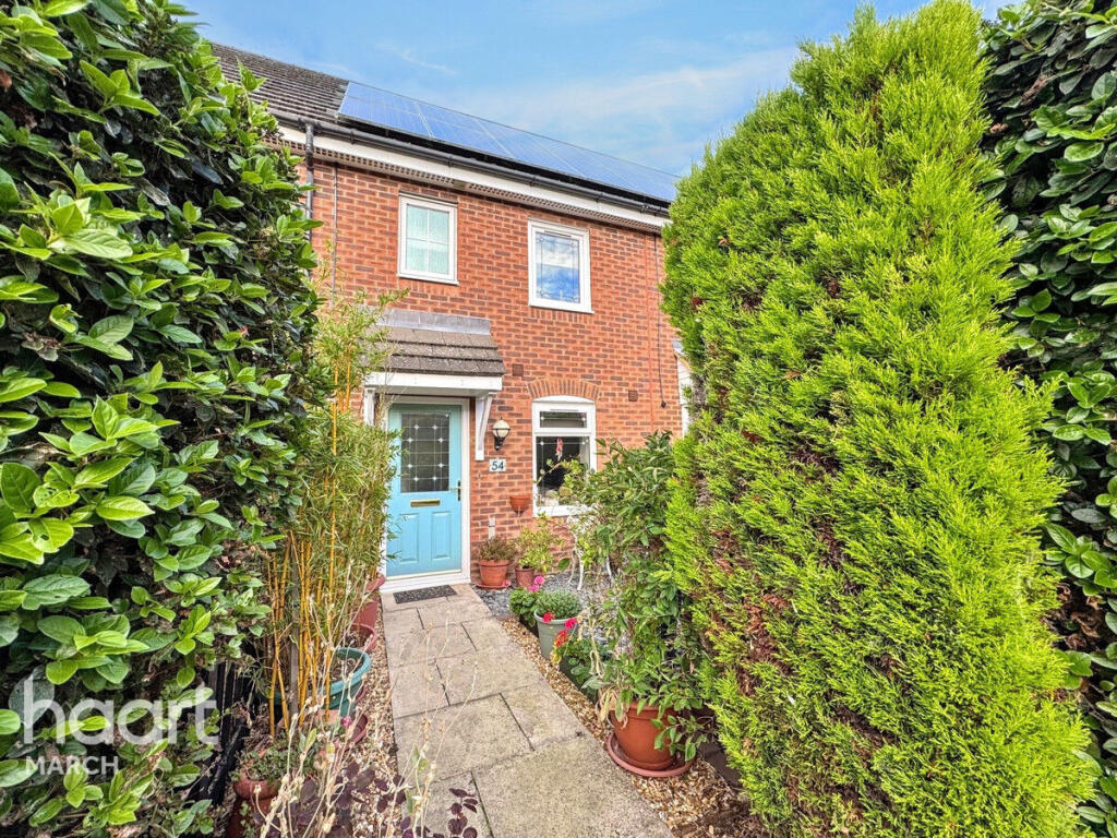 2-bed terraced on Heron Way, Benwick, £170,000
