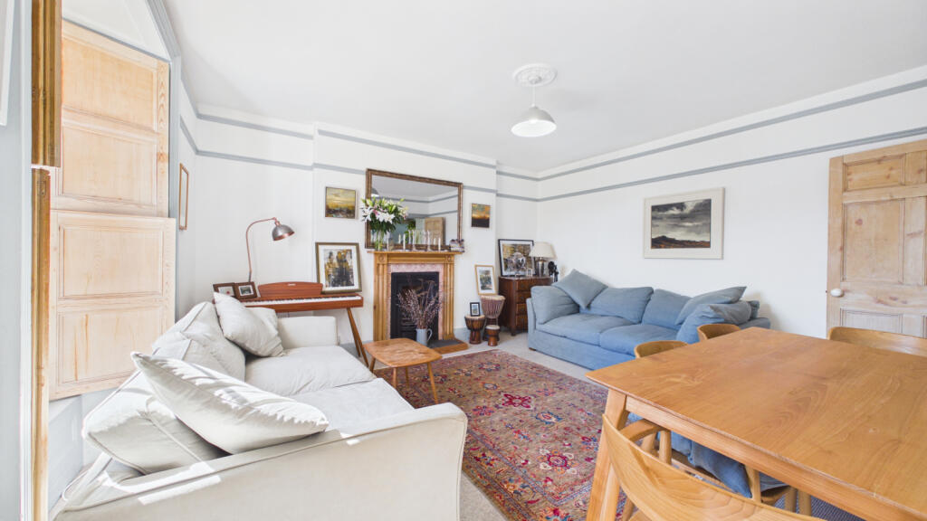 Apartment in Truro - More