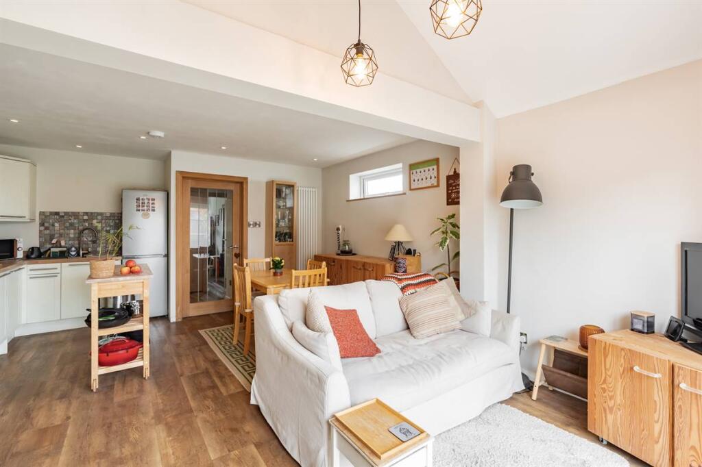 House in Canterbury, Herne and Broomfield - View 4