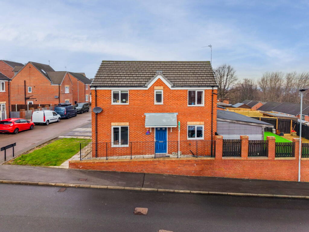 Bluebell Bank, Barnsley, S70 4NJ