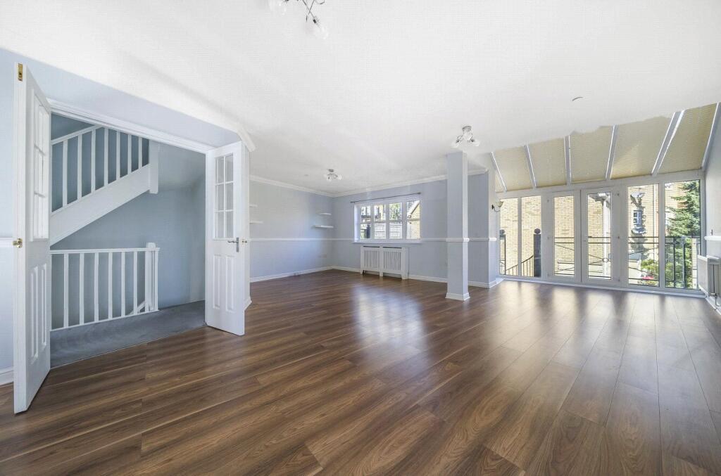 House in Dartford - View 2