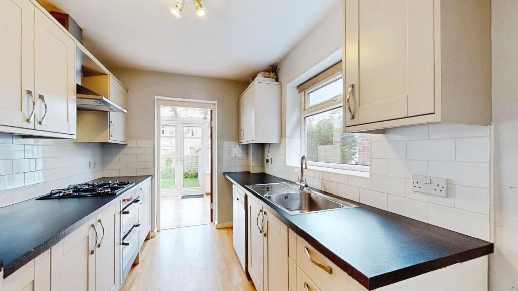House in Leeds - View 2