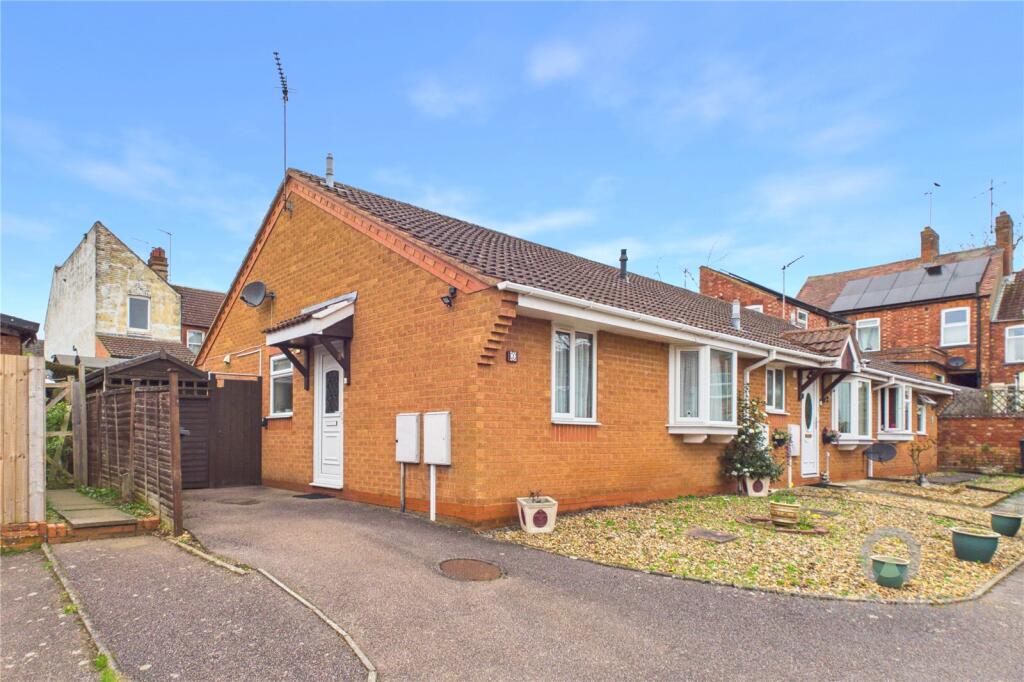 Main image of property: St. Michaels Gardens, Kettering, Northamptonshire, NN15