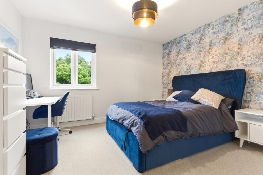 Woodland Court, Soothouse Spring, St. Albans, Hertfordshire, AL3 photo 4