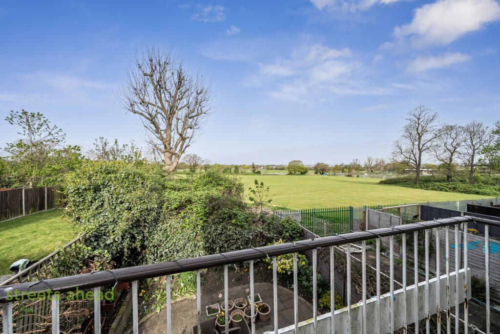 Knighton Close, South Croydon, CR2 - View 3