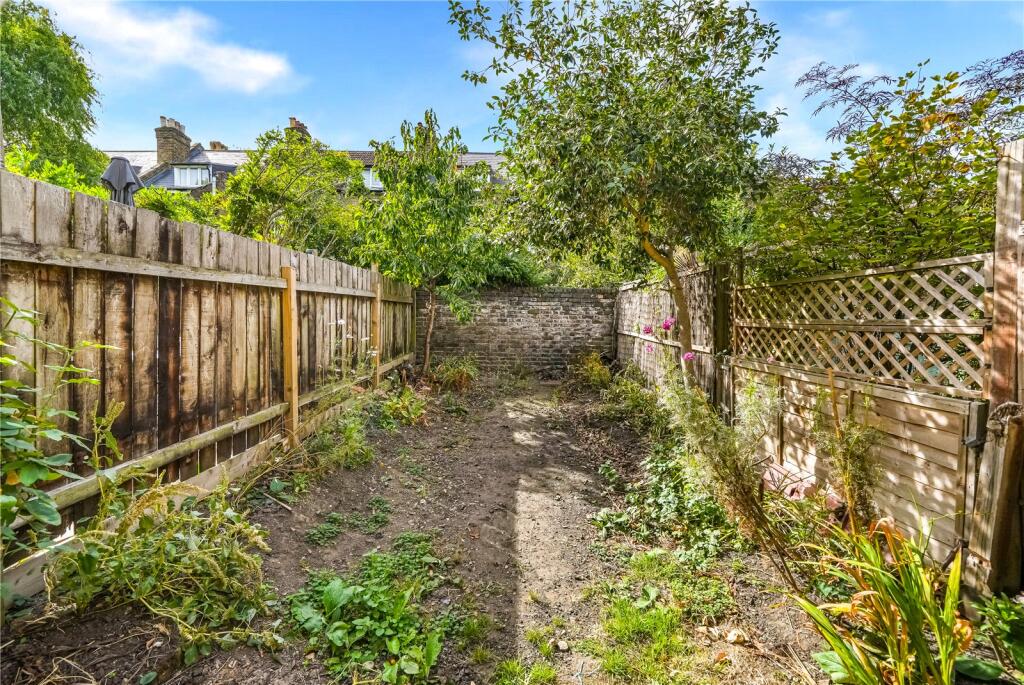 Wellesley Road, Walthamstow, London, E17 photo 4