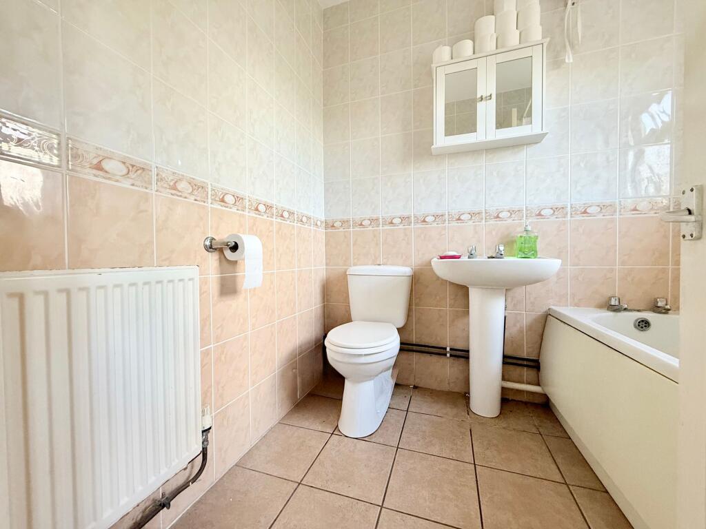 House in Luton - More