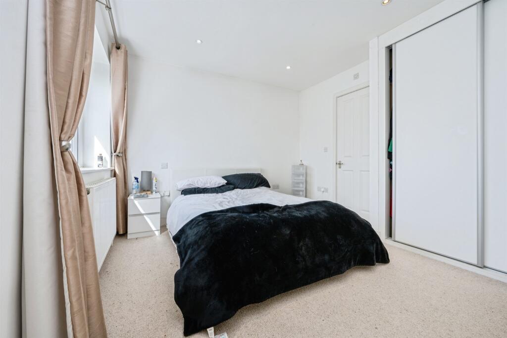 Additional image 17 of Mount Pleasant Lane, Bricket Wood, St. Albans