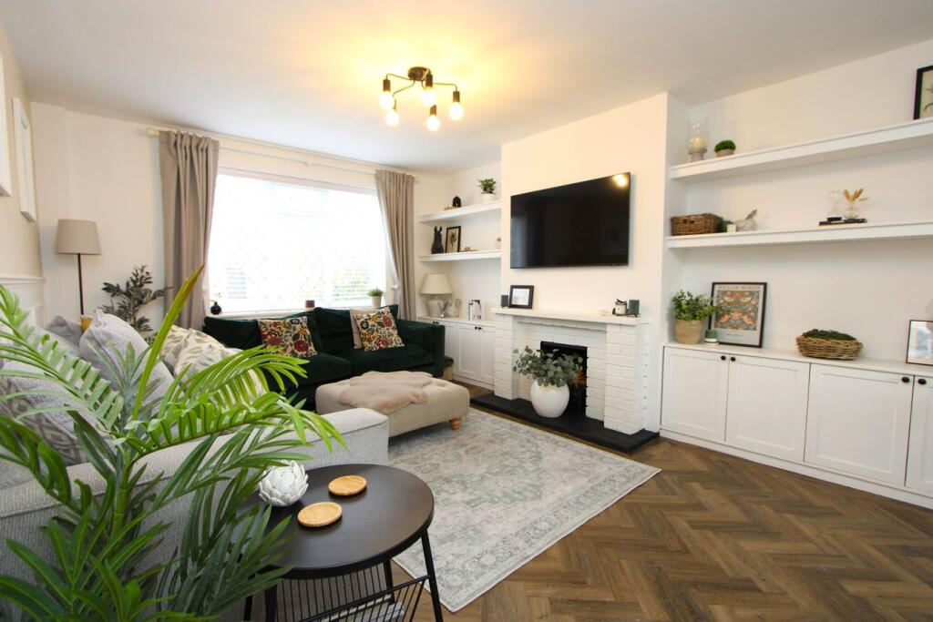 Manor Way, Chipping Sodbury, BS37 photo 2
