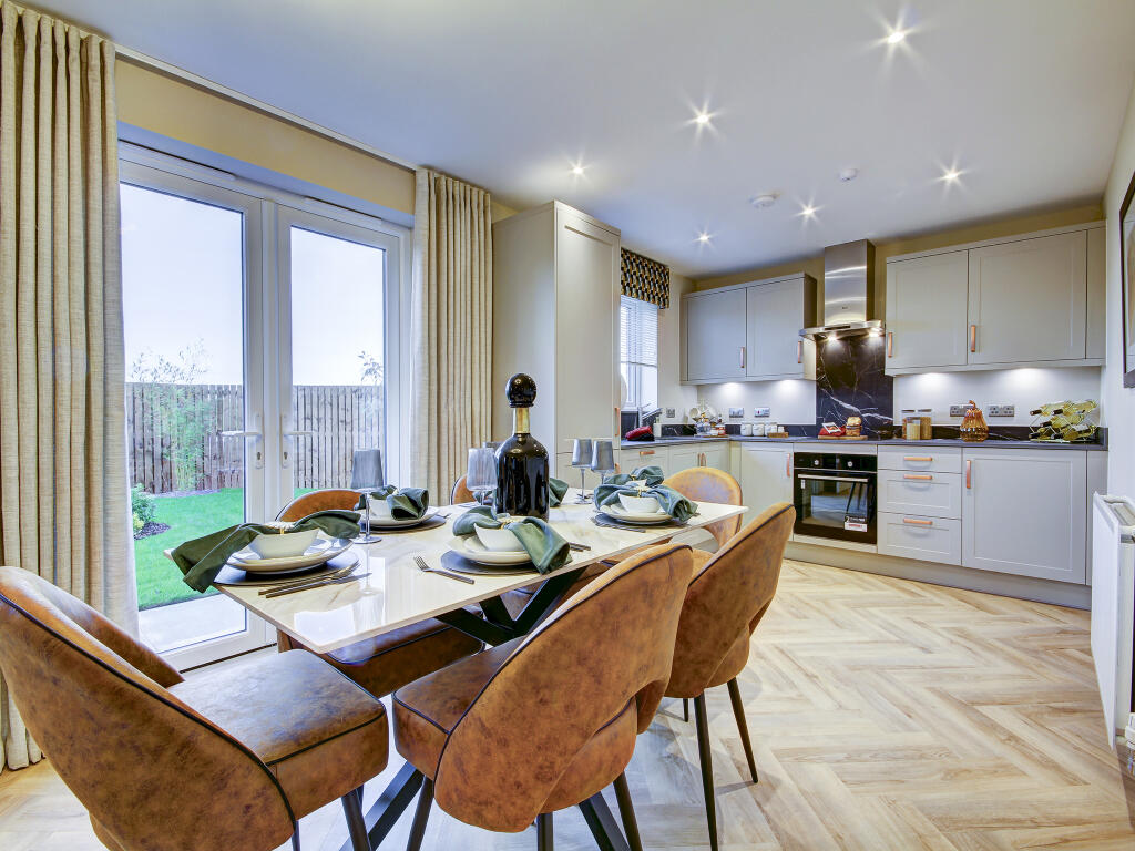 House in Longcroft, Falkirk - View 5