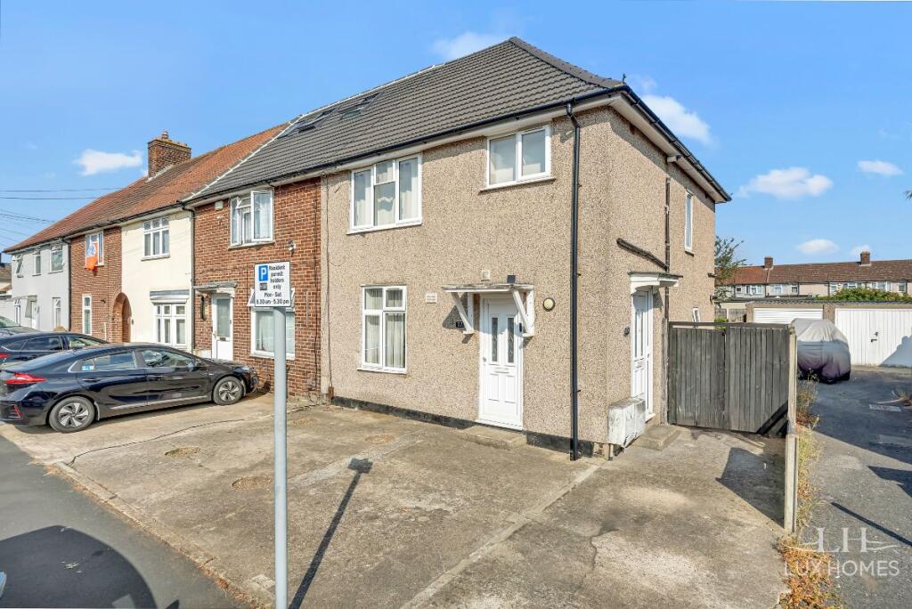Main image of property: Meadow Road, Dagenham