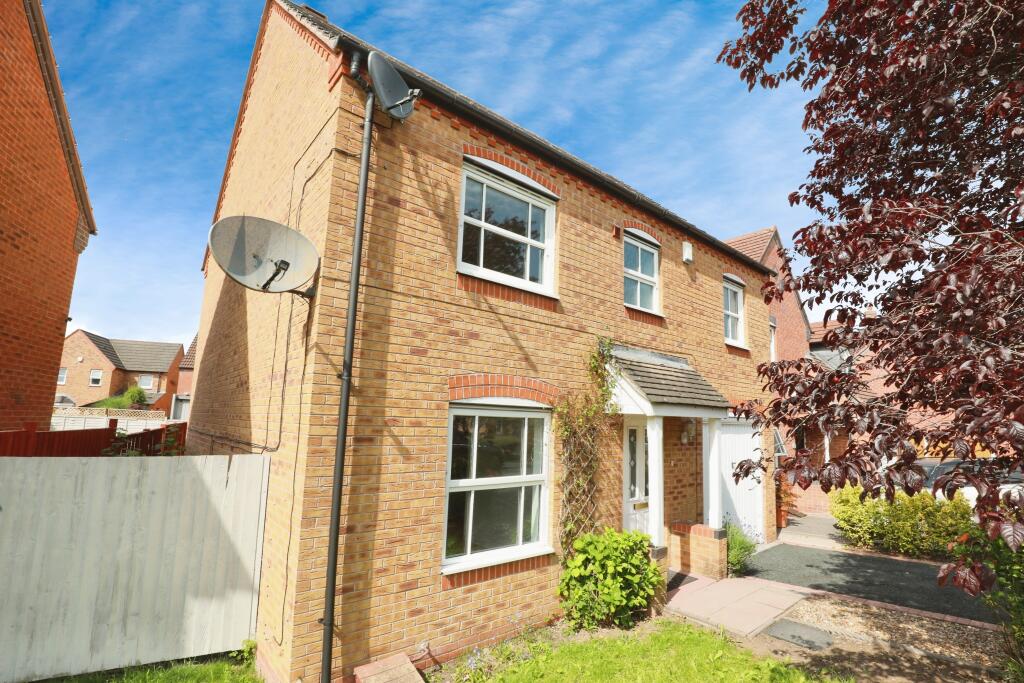 4-bed detached on Willowfield Drive, Stoke-on-Trent, ST4, £299,995
