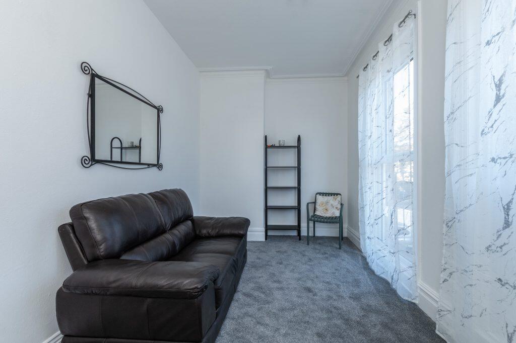 Apartment in Bournemouth - View 5