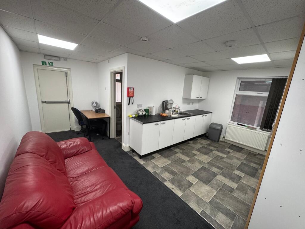 Additional image 8 of Rolfe St - 4,600 SqFt Commercial Property, Smethwick, B66
