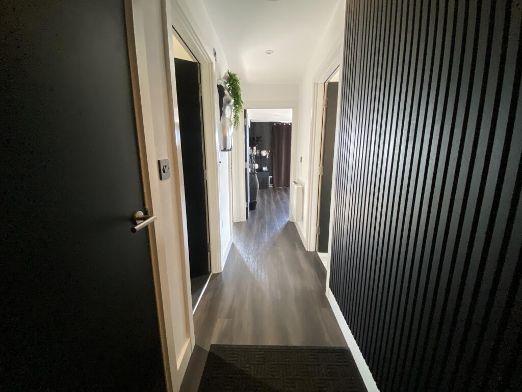 Apartment in Wigan - More
