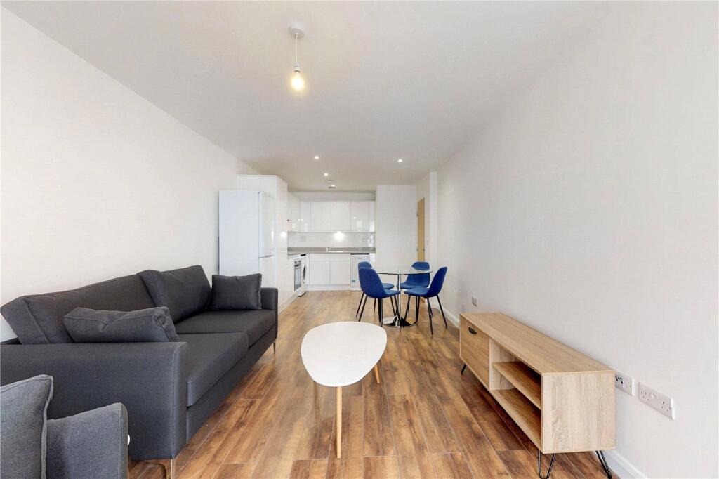 Apartment in Slough - View 2