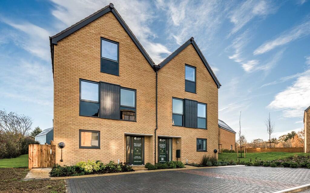 Main image of property: Ivydene Avenue,
Whitstable,
Kent
CT5 3FS