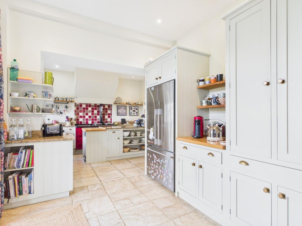 House in Huntingdon, Upton - View 4